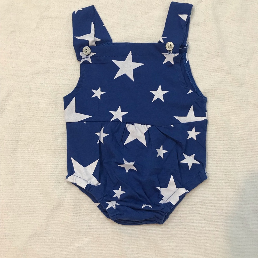 💟NWOT💟 Blue Romper with White Stars!!